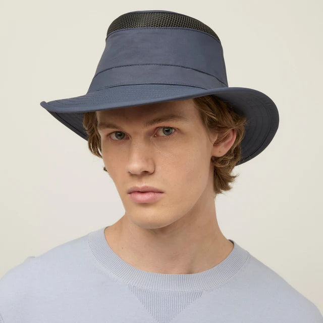 (Tilley) Airflo Medium Brim LTM5 - Midnight Navy (Unisex)