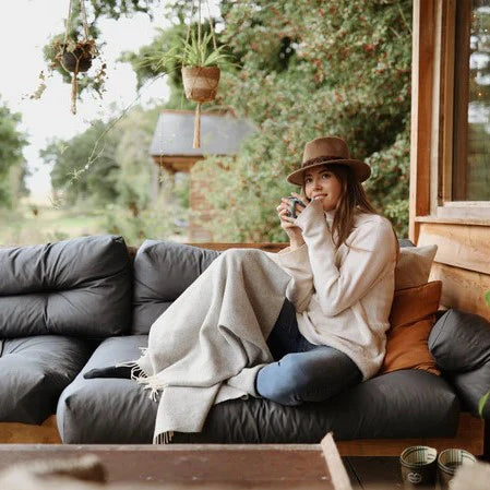 (Hicks & Brown) Suffolk Fedora Pheasant Wrap - Camel (Women's)