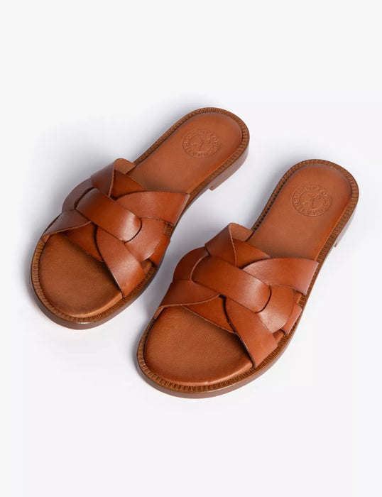 (Penelope Chilvers) Basque Leather Sandal (Women's)