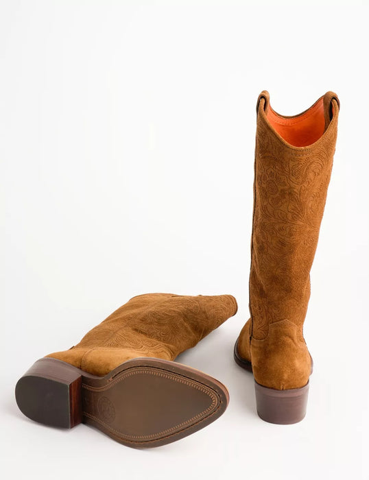 (Penelope Chilvers) Goldie Cordoban Suede Boot (Women's)
