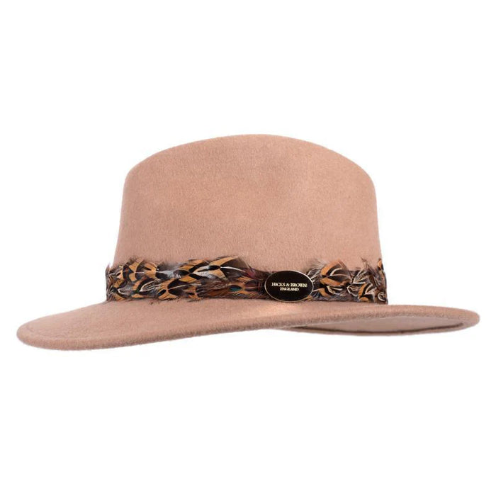 (Hicks & Brown) Suffolk Fedora Pheasant Wrap - Camel (Women's)