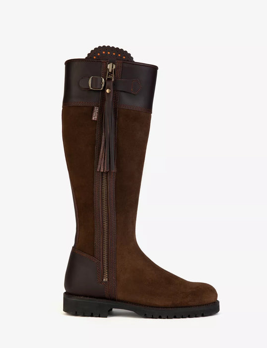 (Penelope Chilvers) Inclement Long Tassel Boots (Women's)